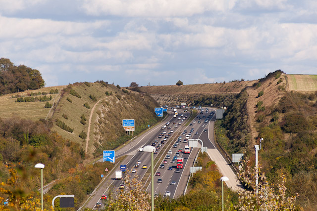 M3 cutting passing through Twyford Down - geograph.org.uk - 3178280
